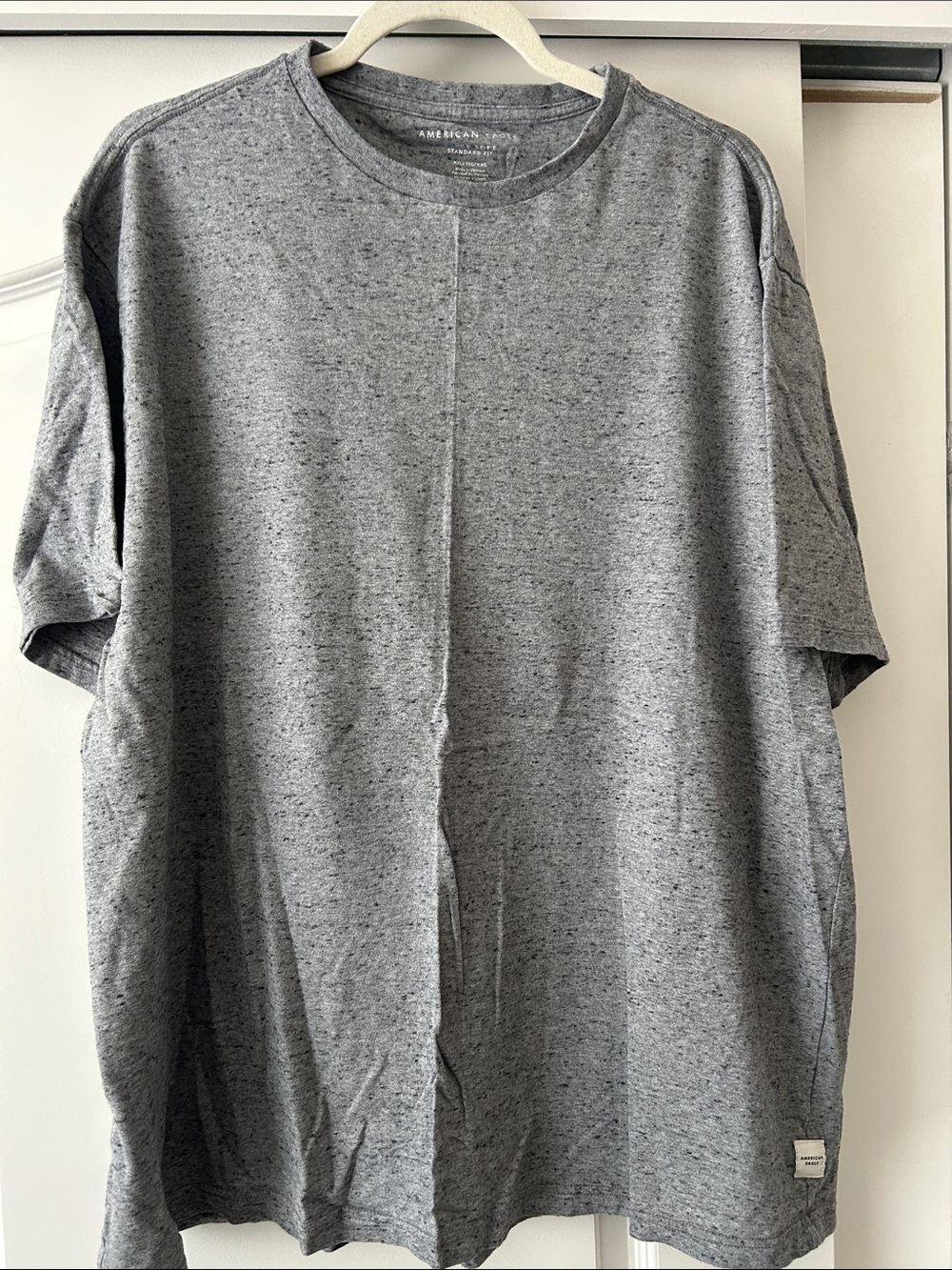 American Eagle Outfitters Men's Heather Grey Short Sleeve Crewneck Tee